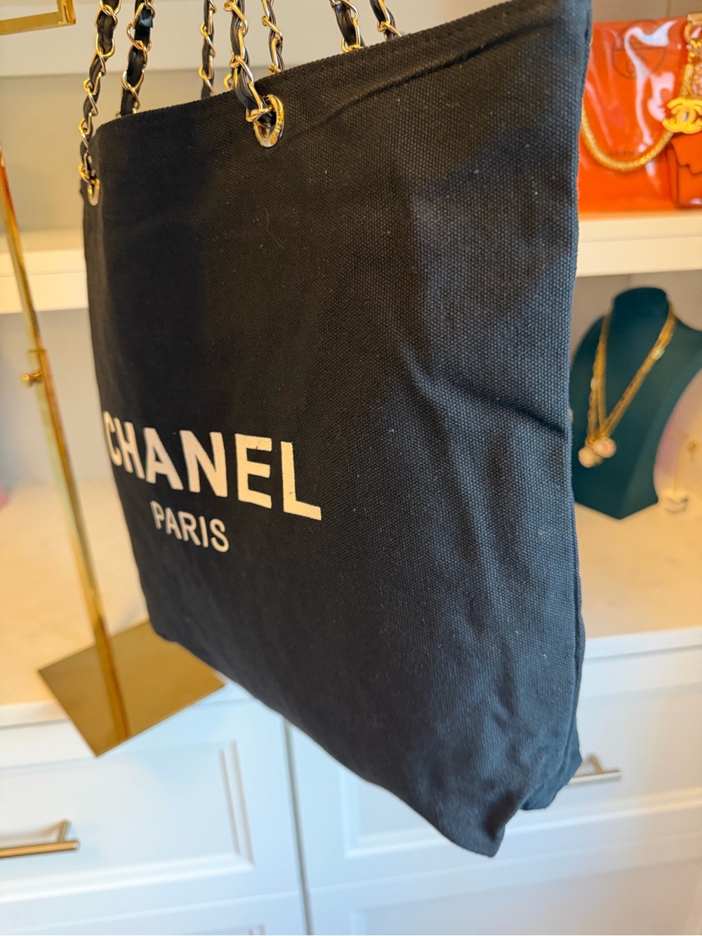 CHANEL NIP GWP Paris Parfum Black Canvas Tote with Gold Chain Detail - Picture 10 of 16